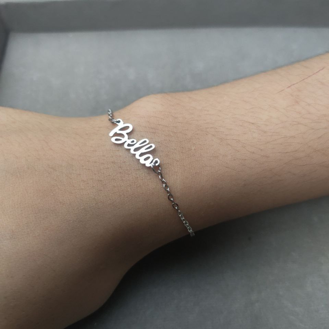 Silver Classic English Bracelet