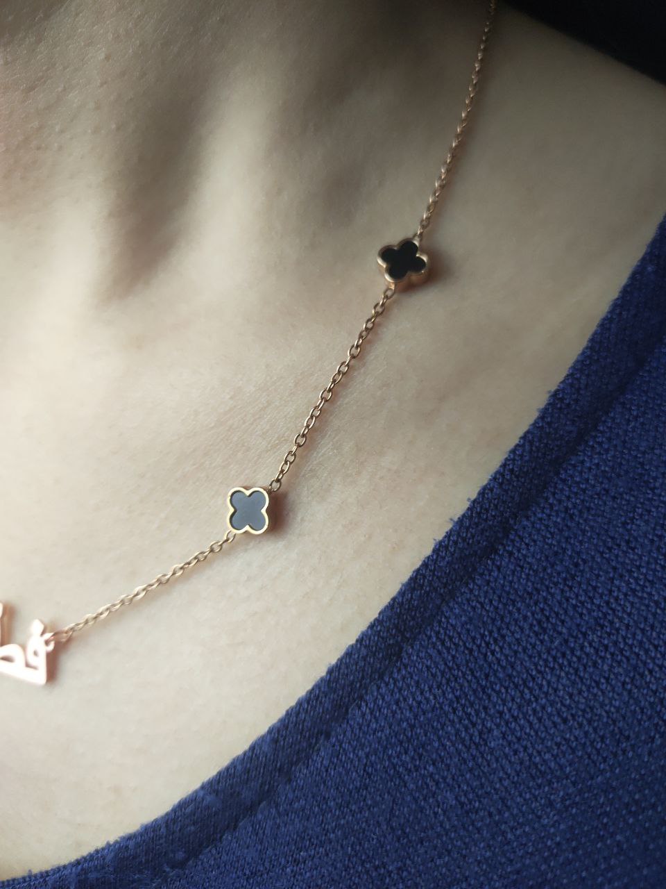 Rose Gold Clover Arabic Necklace